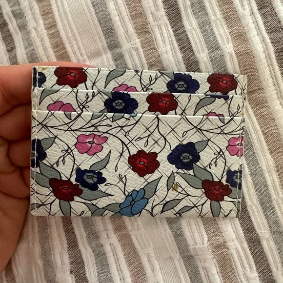 [NWOT] Furla White Floral Leather Card Holder - Picture 3 of 4